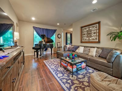 Property photo 5 at 15705 Wildwood TRL - Lakeland Hills Sec 02, Austin, TX