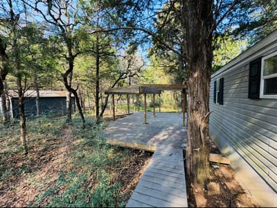 Living area at 1575 County Road B Rd - 1 bed 1 bath home