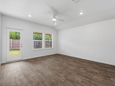 Kitchen at 158 Jayden DR - 3 bed 2 bath home