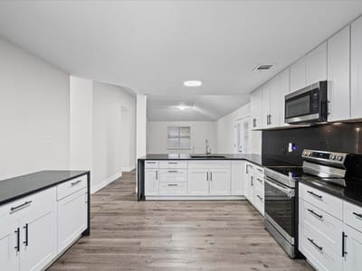 Primary bedroom at 158 Oak River DR - 4 bed 2 bath home