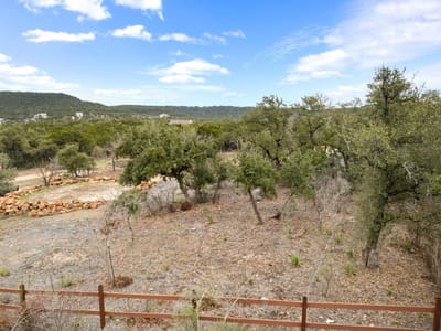 Primary bedroom at 15902 Booth CIR - Branson Wood, Volente, TX