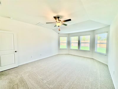 Property photo 3 at 160 Coopers Hawk CRST - 4 bed 3 bath home
