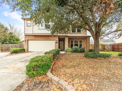 Living area at 160 Japonica CT - 4 bed 2 bath home
