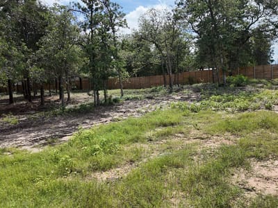 Living area at 160 Los Robles RD - Las Alturas, Elgin, TX