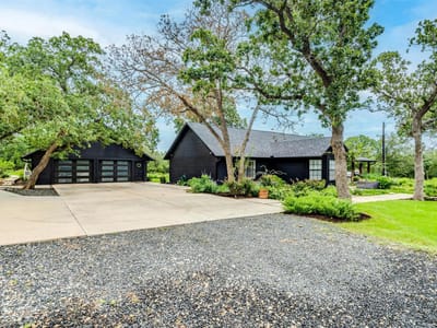 Kitchen at 160 Shady Oaks DR - 3 bed 2 bath home