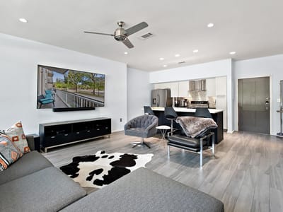 Property photo 5 at 1600 Barton Springs RD Unit #5110 - 1 bed 1 bath home