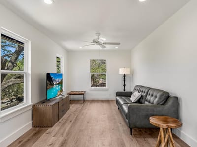 Property photo 4 at 1600 Flite Acres RD - 1 bed 1 bath home