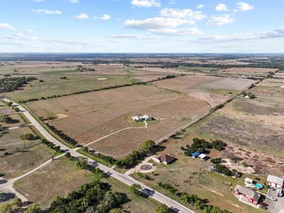 Primary bedroom at 1600 Fm-970 - mcCloud J Sur, Florence, TX