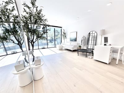 Living area at 1600 S 1st ST Unit #201 - 1 bed 1 bath home