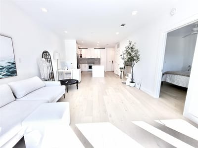 Primary bedroom at 1600 S 1st ST Unit #201 - 1 bed 1 bath home