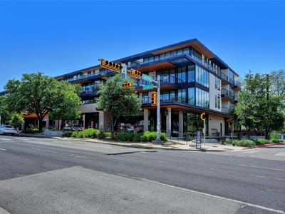 Property photo 2 at 1600 S 1st ST Unit #403 - 2 bed 2 bath home