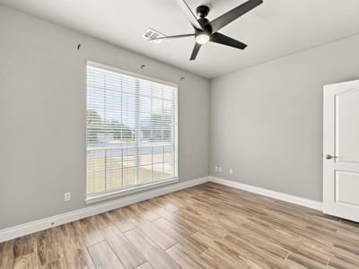 Property photo 5 at 1600 Viki Lynn CT - 3 bed 2 bath home