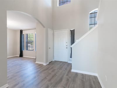 Property photo 4 at 1601 Lantana DR - 4 bed 2 bath home