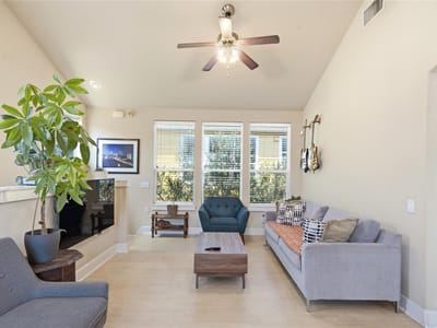 Property photo 4 at 1601 Miriam Ave Unit #213 - 1 bed 1 bath home