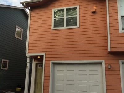 Living area at 1601 Miriam Ave Unit #311 - 1 bed 1 bath home