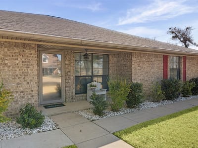 Kitchen at 1601 Sunset CIR - 3 bed 2 bath home