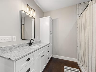 Primary bedroom at 1602 County Road 250 - 4 bed 3 bath home