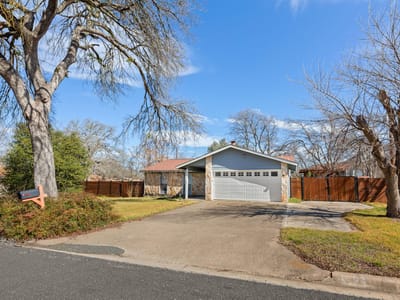 Property photo 2 at 1602 Plateau RDG - 4 bed 3 bath home
