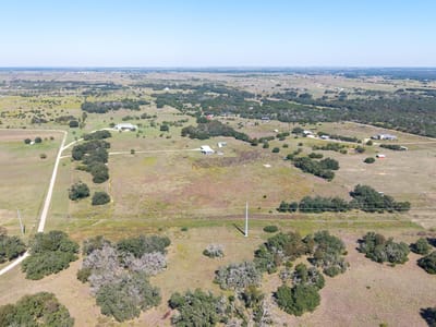 Photo 2 - 1604 County Road 204 Photo 2 of 8 at 1604 County Road 204 - Liberty Hill, Liberty Hill, TX