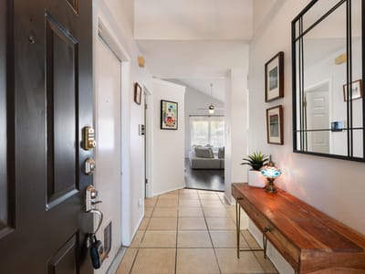 Photo 3 of 40 at 1606 Academy PL - 3 bed 2 bath home