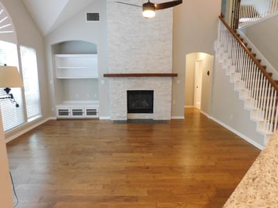 Living area at 1606 Buttercup Creek BLVD - 5 bed 3 bath home