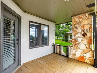 Primary bedroom at 1607 Clubhouse Hill DR - 2 bed 2 bath home
