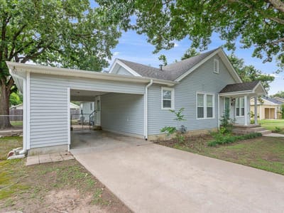 Primary bedroom at 1607 N Harding Ave - 3 bed 2 bath home
