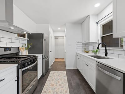 Property photo 4 at 1609 Larkwood DR - 3 bed 1 bath home