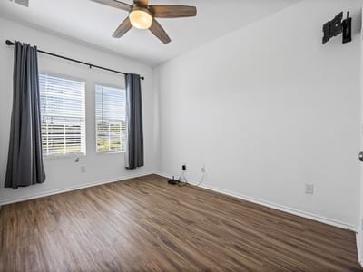 Kitchen at 1609 Woolsey WAY - 4 bed 3 bath home