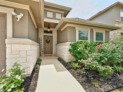 Property photo 4 at 161 Danbark DR - 4 bed 2 bath home