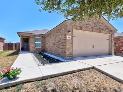 Property photo 2 at 161 Proclamation Ave - 3 bed 2 bath home