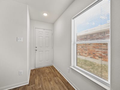 Property photo 4 at 161 Proclamation Ave - 3 bed 2 bath home