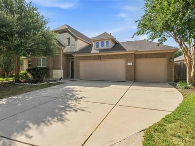 Property photo 2 at 1610 Elkins LN - 5 bed 3 bath home
