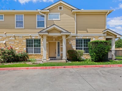 Living area at 16100 S Great Oaks DR Unit #1302 - 2 bed 2 bath home