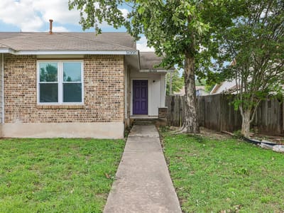 Primary bedroom at 16100 Windermere DR - 2 bed 1 bath home