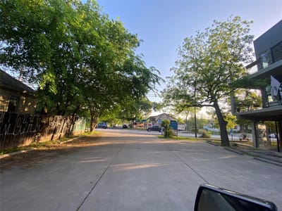 Living area at 1613 E 7th St - J.K.P McFalls Subdivision, Austin, TX