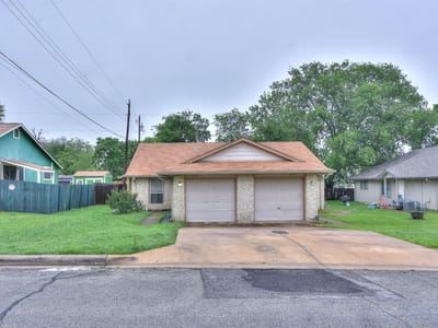Living area at 16134 Fitchburg Cir - 3 bed 2 bath home