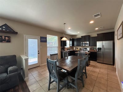Property photo 4 at 1615 Bluebell CIR - 3 bed 2 bath home