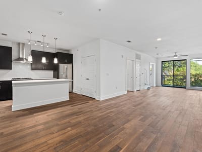 Photo 3 of 25 at 1615 E 7th ST Unit #202 - 1 bed 1 bath home
