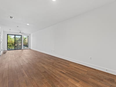 Photo 4 of 25 at 1615 E 7th ST Unit #202 - 1 bed 1 bath home