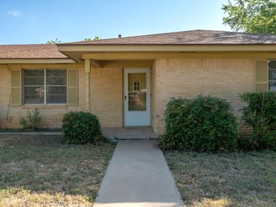 Property photo 5 at 1615 Park LN - 3 bed 2 bath home