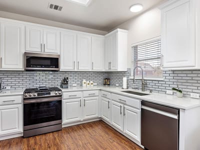 Kitchen at 1618 Ashberry TRL - 4 bed 2 bath home