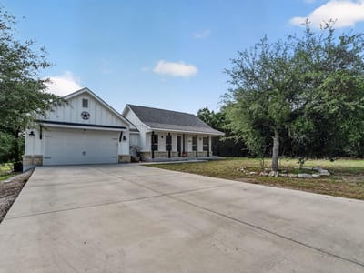 Primary bedroom at 1619 Scenic View DR - 3 bed 2 bath home