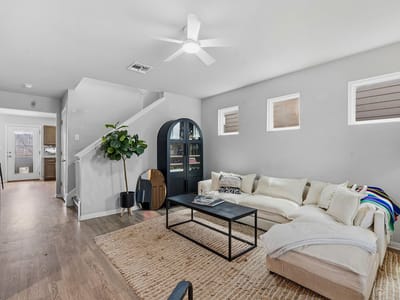 Living area at 162 Friendship Oak DR - 3 bed 2 bath home