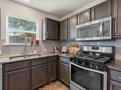 Kitchen at 162 Friendship Oak DR - 3 bed 2 bath home