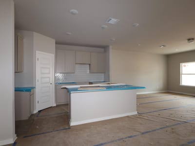 Kitchen at 162 Heritage Forest Pkwy - 3 bed 2 bath home