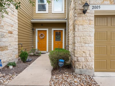Property photo 3 at 1620 Bryant DR Unit #2005 - 2 bed 2 bath home