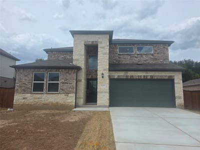 Living area at 1620 Lorant LN - 5 bed 3 bath home