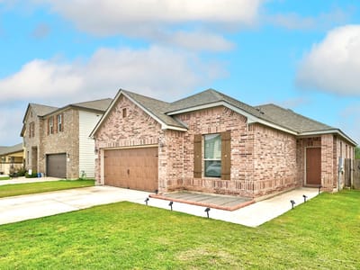 Primary bedroom at 1621 Dragonfly Loop - 4 bed 2 bath home