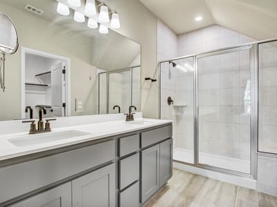 Property photo 5 at 1624 Coral Sunrise TRL - 5 bed 4 bath home